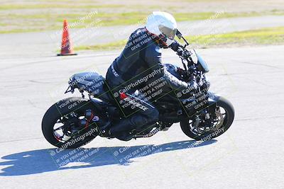 media/Jan-20-2023-Fastrack Riders (Fri) [[f2ad32aba3]]/Level 1/session 3 turn 9/
